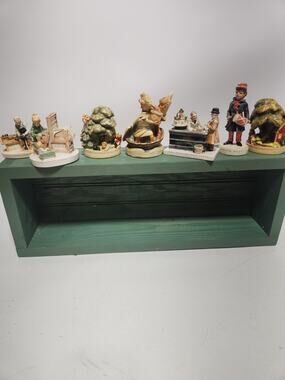Lot of 7 Sebastian Miniatures Hand Painted Figurines Hudson MA Village Scenes
